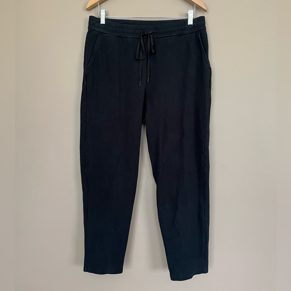 {Eileen Fisher} Organic Cotton Pull-On Tapered Leg Ankle Pants in Black - Medium - Picture 1 of 8
